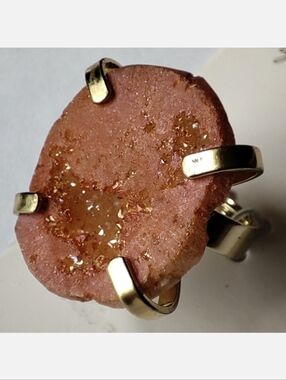Light Salmon Druzy Stone Rock Crater Vintage Ring Old Stock Gold Flecks